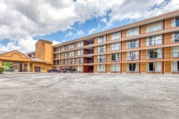 OYO Hotel Atlanta Airport Southeast