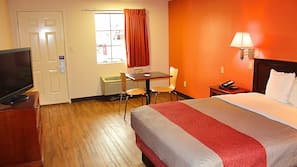 Desk, blackout drapes, free WiFi, bed sheets