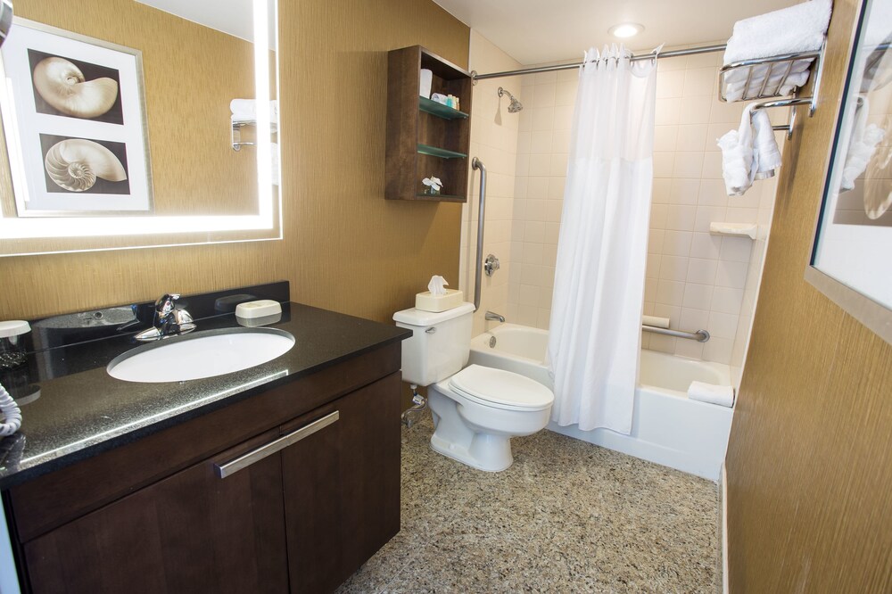 Bathroom, Boardwalk Resorts - Flagship