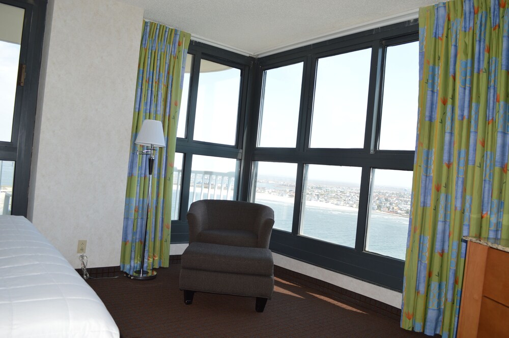 Room, Boardwalk Resorts - Flagship