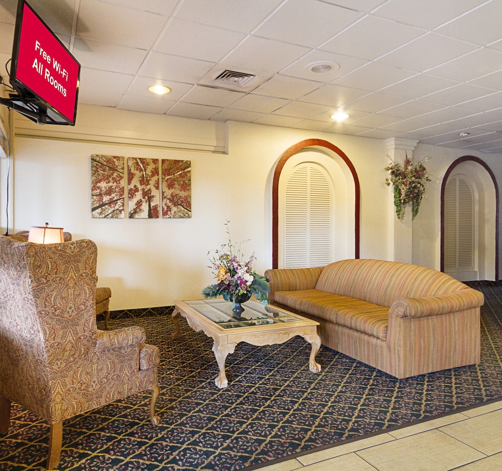 Lobby, Red Roof Inn Montgomery - Midtown