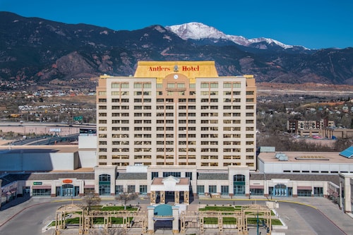 Colorado Springs Hotels Find Deals On In The Antlers A Wyndham Hotel