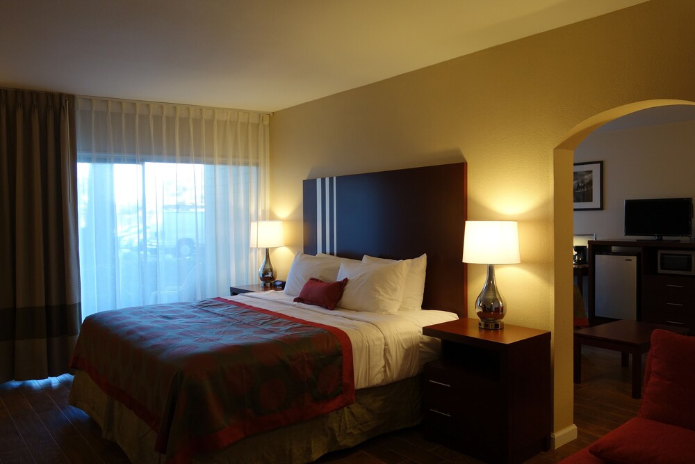 Ramada by Wyndham Sacramento