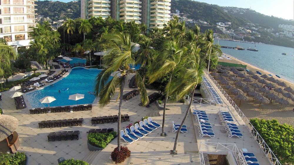 Grand Hotel Acapulco & Convention Center in Acapulco Best Rates