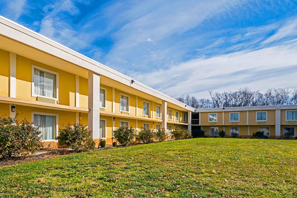 Quality Inn Suites In Hagerstown Hotel Rates Reviews On Orbitz