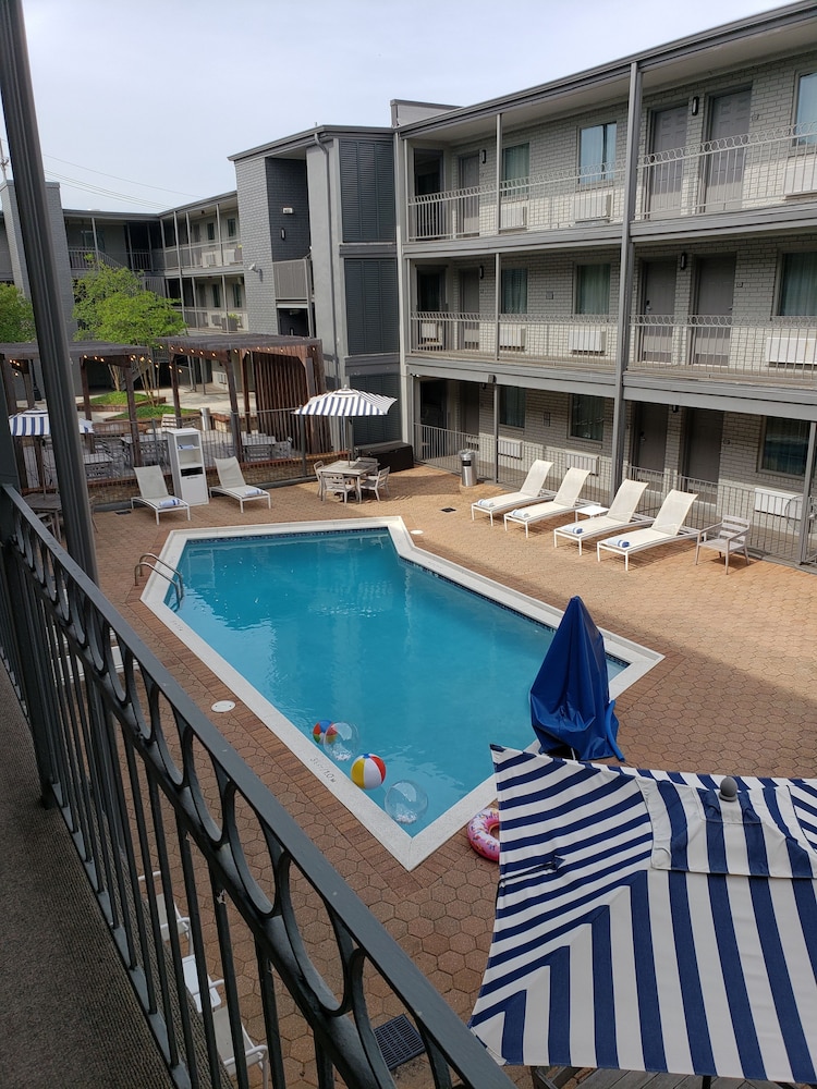 Country Inn & Suites by Radisson, Metairie (New Orleans), LA