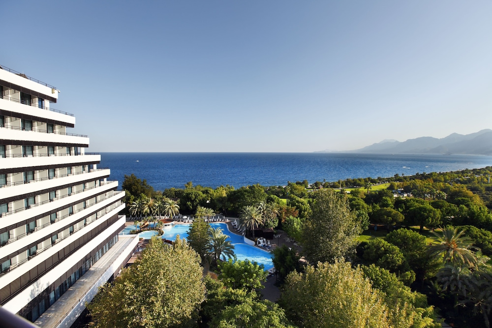 Rixos Downtown Antalya Her Şey Dâhil - The Land of Legends Erişimi