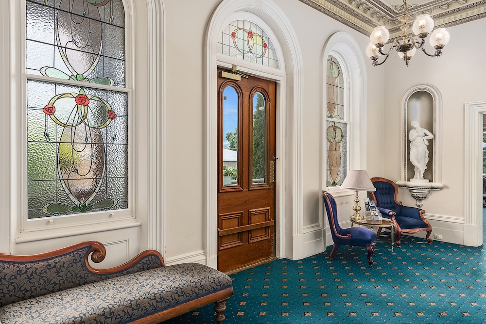 Lobby sitting area, Lenna of Hobart