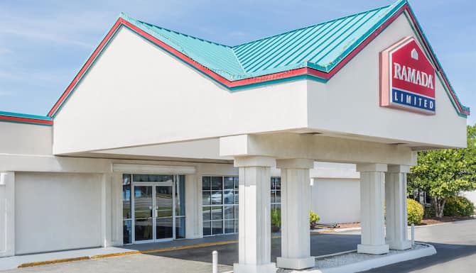 Ramada Limited Norfolk In Norfolk Virginia Beach Va Expedia