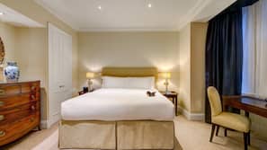 Premium bedding, in-room safe, desk, blackout curtains