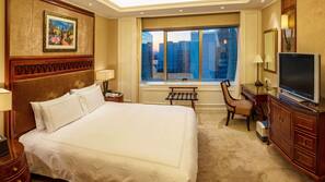 Free minibar items, in-room safe, desk, blackout curtains