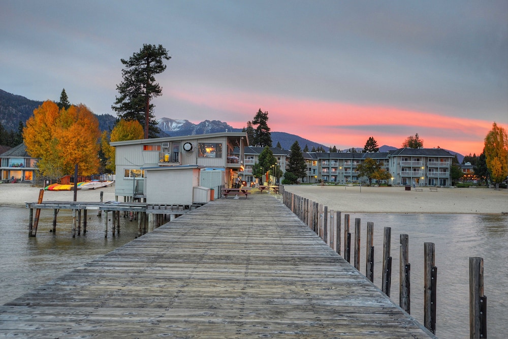 Beach Retreat & Lodge at Tahoe