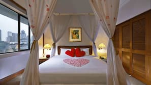 In-room safe, desk, iron/ironing board, free cots/infant beds