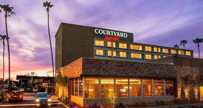 Courtyard by Marriott Los Angeles Woodland Hills