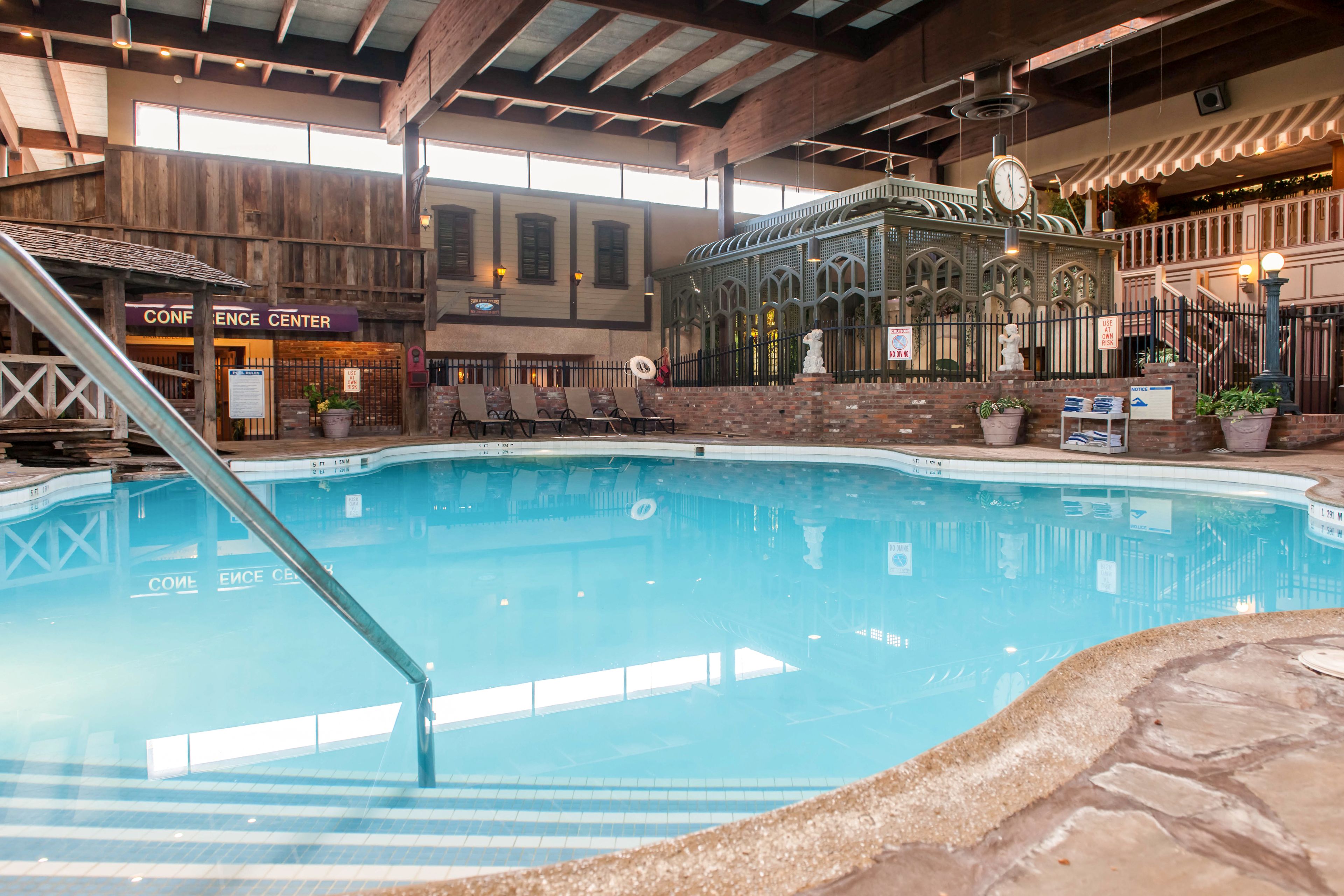 Clarion Hotel and Conference Center in Columbus, United States