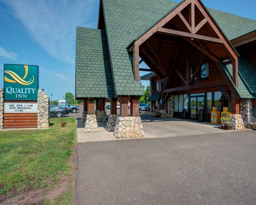 Front of property, Quality Inn Ashland - Lake Superior