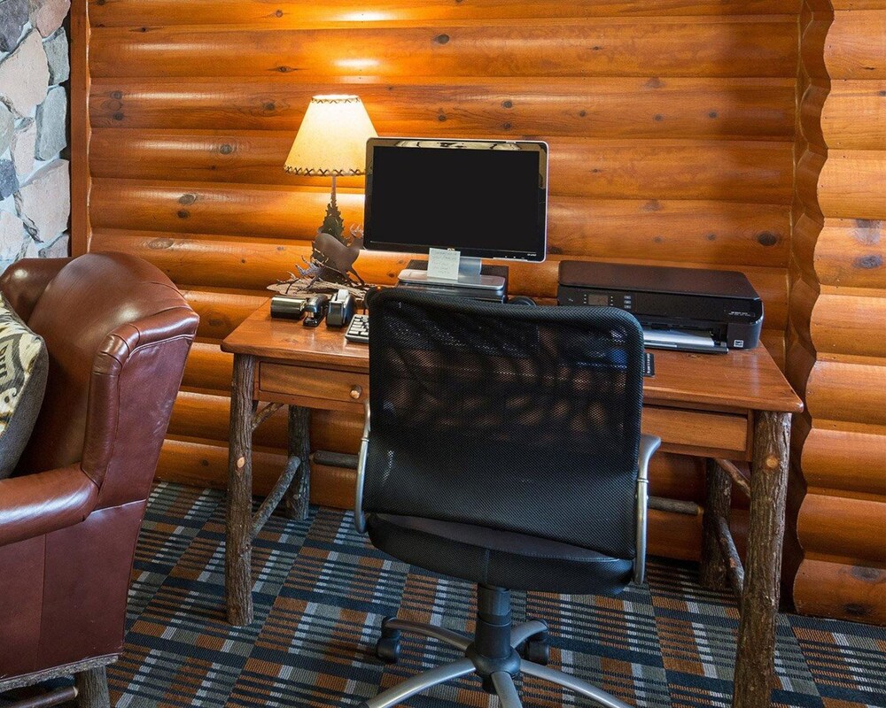 Business center, Quality Inn Ashland - Lake Superior