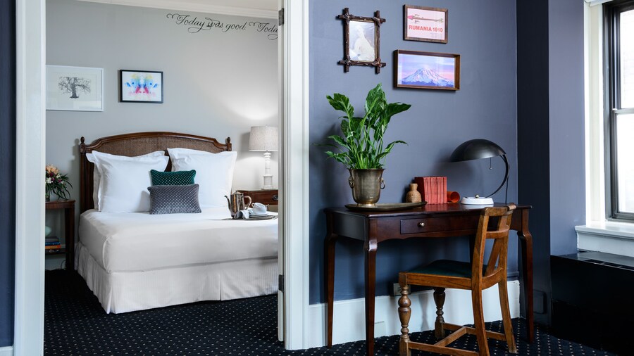 Hotel Sorrento