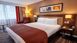 In-room safe, desk, laptop workspace, soundproofing