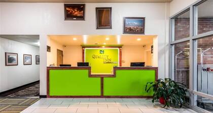 Colby Inn and Suites
