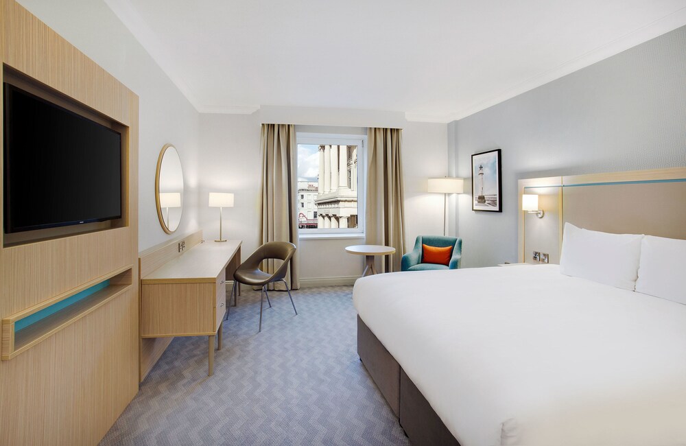 Jurys Inn Oxford Oxford Info Photos Reviews Book At Hotels Com