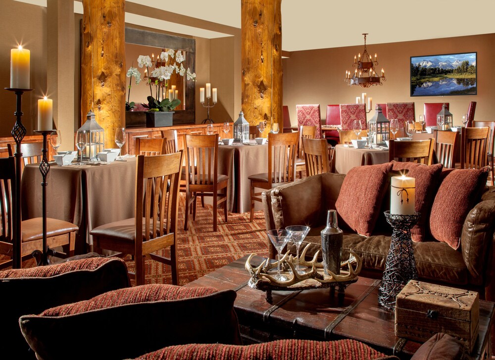The Lodge at Jackson Hole, Jackson 169 Room Prices & Reviews