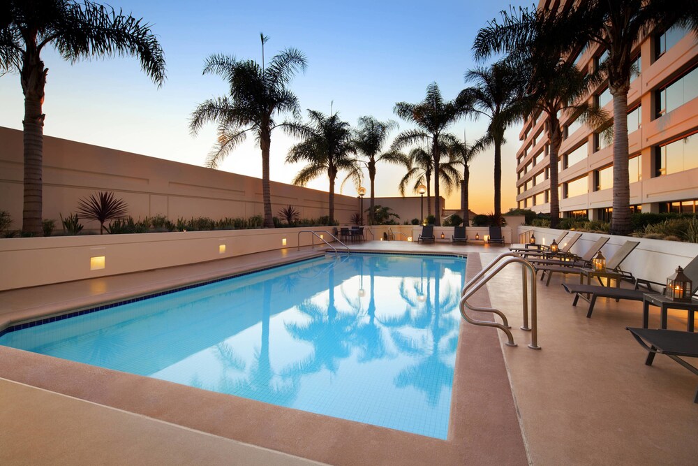 4 Star Hotels