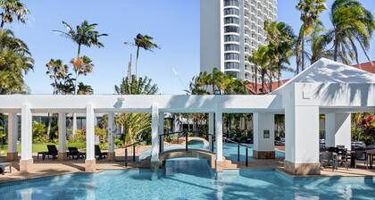 Crowne Plaza Surfers Paradise, an IHG Hotel