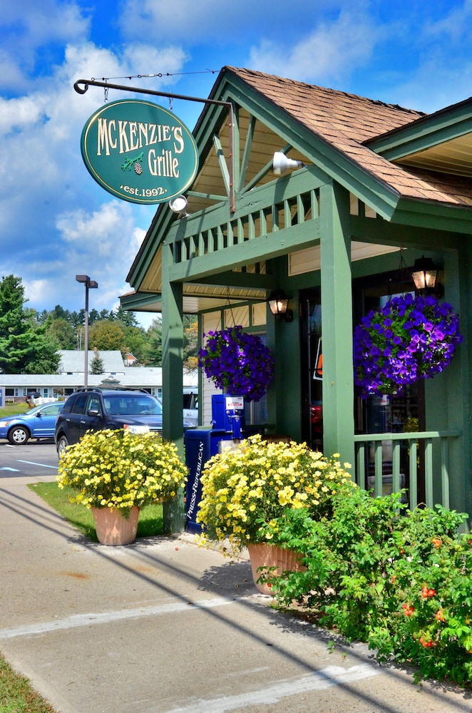 Best Western Saranac Lake in Lake Placid | Best Rates & Deals on Orbitz