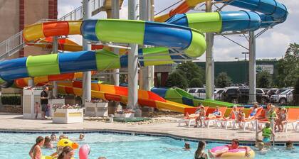 Country Cascades Waterpark Resort