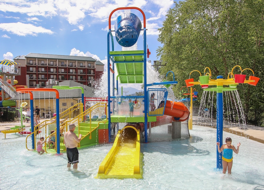 9 Hotels With Water Parks In Pigeon Tennessee Trip101