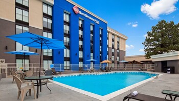 Best Western Plus Executive Residency Denver-Stapleton Hotel