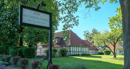 Hotel Knudsens Gaard