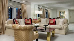 Premium bedding, minibar, in-room safe, desk