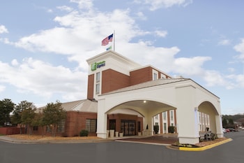 Holiday Inn Express Fredericksburg Southpoint