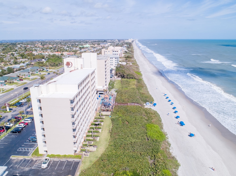 DoubleTree Suites by Hilton Melbourne Beach Oceanfront in Indialantic