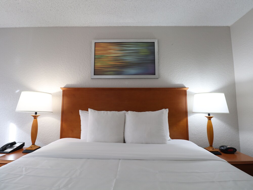 Quality Inn Miami Airport - Doral