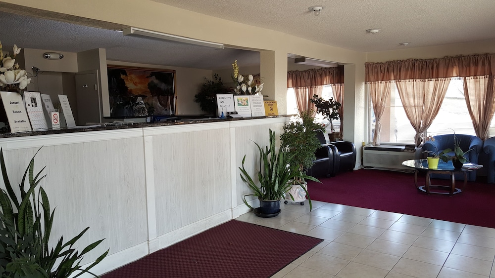 Rodeway Inn & Suites