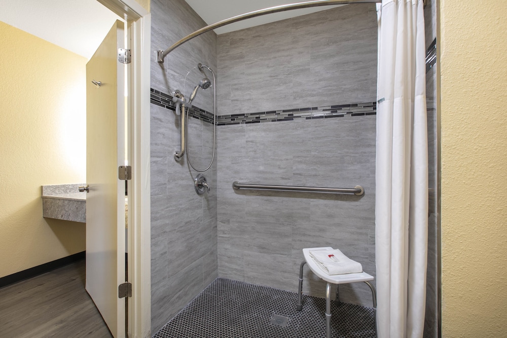 Bathroom shower, Days Inn by Wyndham Waco