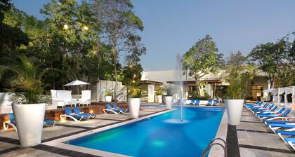 Oasis Tulum Lite