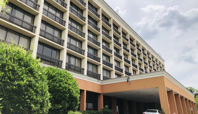 Howard Johnson By Wyndham Atlanta Airport College Park In Atlanta Ga Expedia