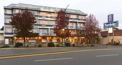 Travelodge by Wyndham Victoria Airport