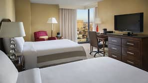 Premium bedding, in-room safe, desk, iron/ironing board