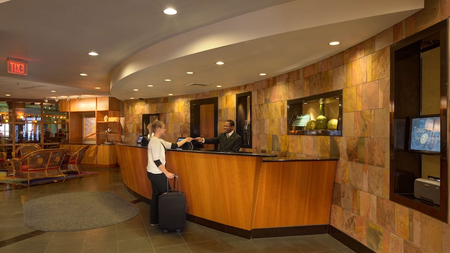 Radisson Hotel Milwaukee West