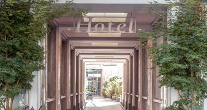 Hotel Bleibtreu Berlin by Golden Tulip