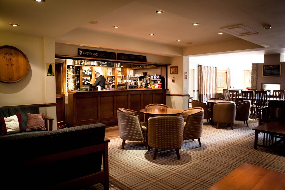 Lancaster House Hotel