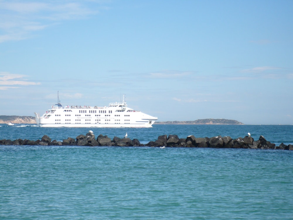 Ingenia Holidays Queenscliff Beacon