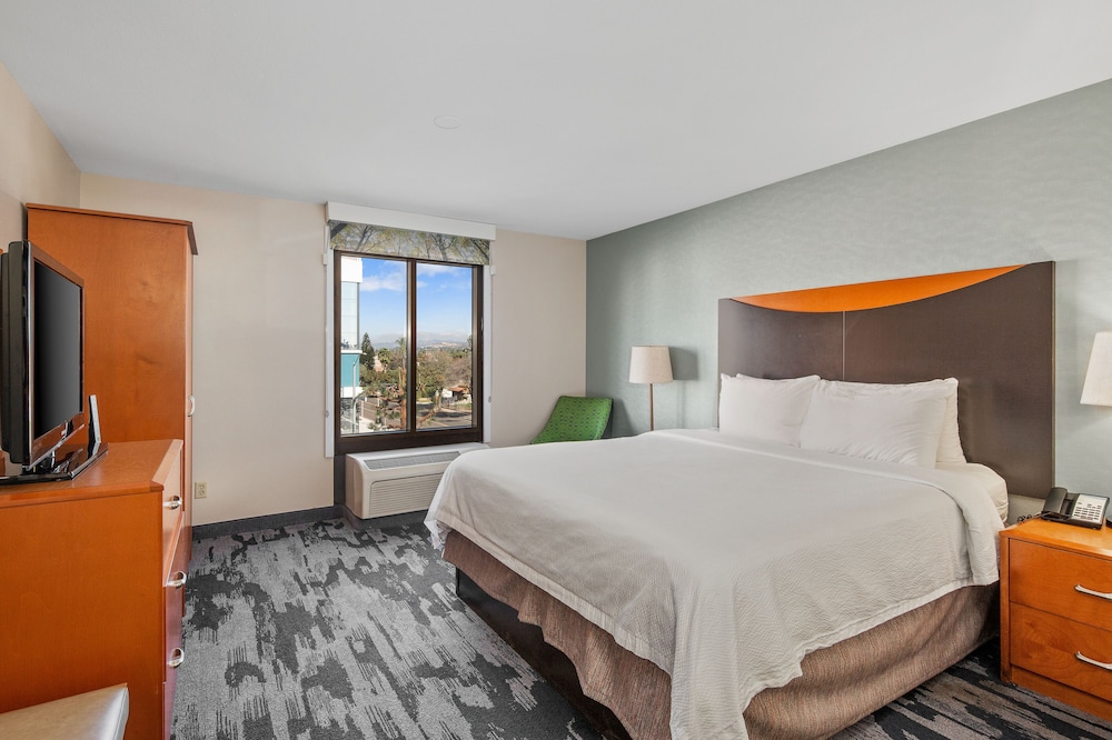 Fairfield Inn & Suites Anaheim North/Buena Park