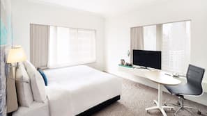 Premium bedding, in-room safe, desk, blackout drapes
