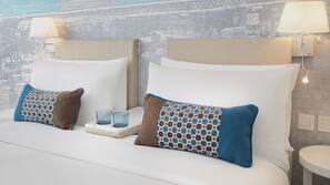 Premium bedding, in-room safe, desk, blackout drapes